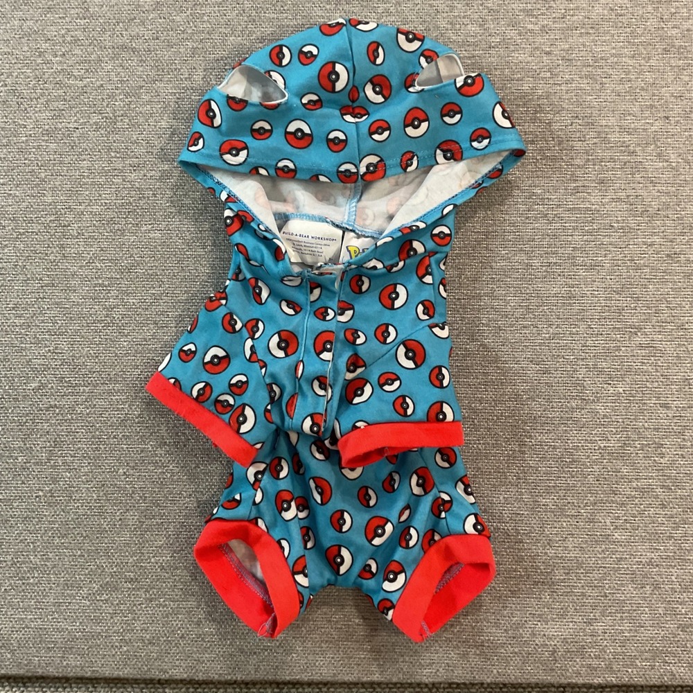 Build-A-Bear Pokemon Pokeball Sleeper Plush Outfit Blue Red Hooded Jumpsuit